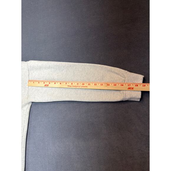 Disney Cruella Villian Sweatshirt 3/4 Sleeves Size Medium Heather Grey - Picture 5 of 7